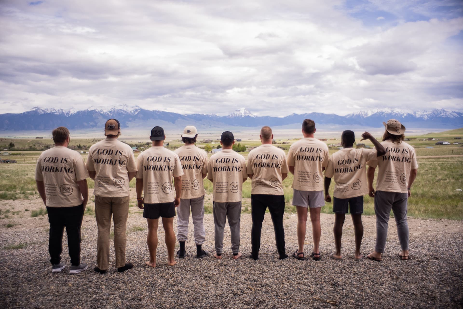 Elevate community facing mountains